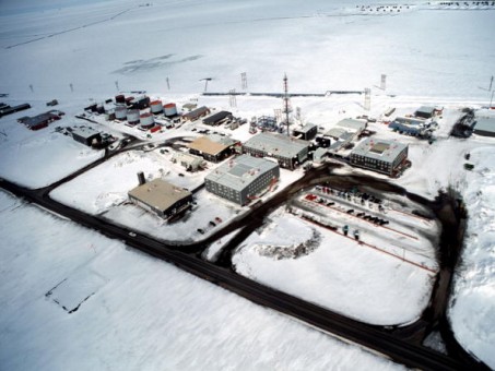 PRUDOE BAY, ALASKA - UNDATED:  This photo provided by BP shows the company's Prudoe Bay oil field facility in in Prudoe Bay, Alaska. BP announced August 6, 2006  that it had begun shutting down 400,000 barrels of daily oil production at Prudhoe Bay due to a leak caused by corrosion that will force them to replace 16 miles of pipeline at the facility.  (Photo by BP via Getty Images)